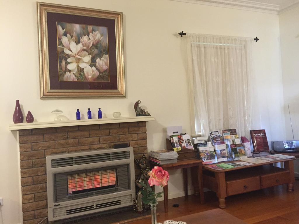 Admurraya House Bed & Breakfast Rutherglen Exteriör bild
